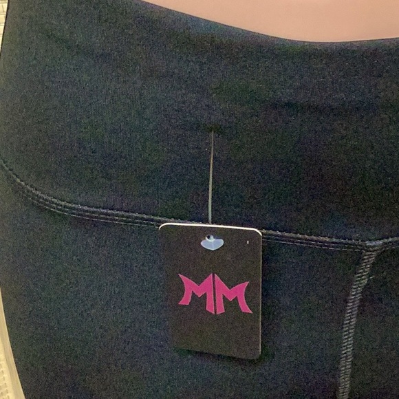 LARGE TEXAS TIGHTS. - Picture 9 of 10